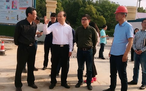 浦江(jiāng)縣委書記程(cheng)天雲視察杭(háng)機新廠區建(jian)設情況