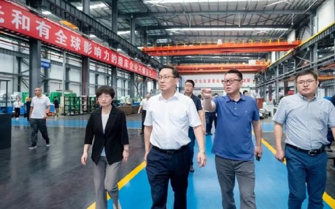 金華市委書(shu)記朱重烈調(diào)研杭機股份(fèn)